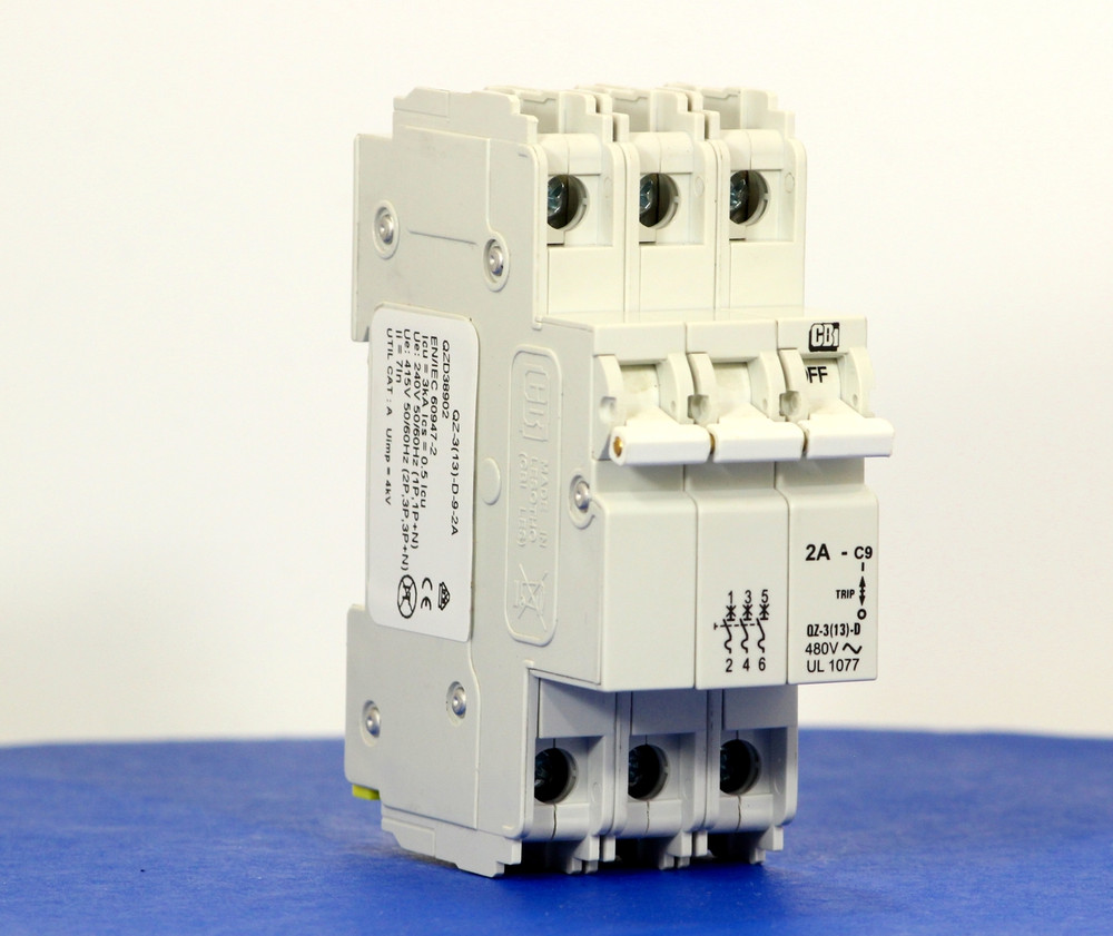 QZD38902 (3 Pole, 2A, 277/480VAC, UL Recognized (UL 1077))