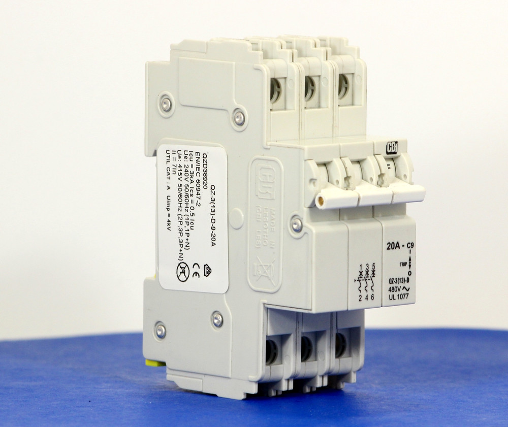 QZD38920 (3 Pole, 20A, 277/480VAC, UL Recognized (UL 1077))