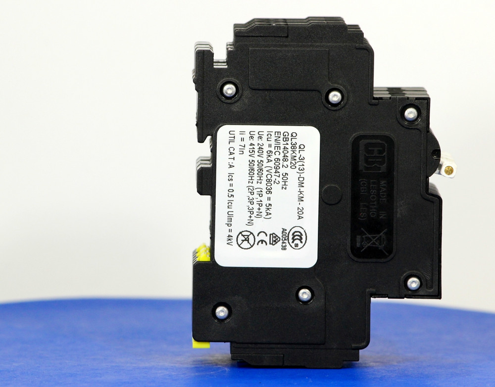 QL38KM20 (3 Pole, 20A, 120/240VAC; 240VAC, UL Listed (UL 489))