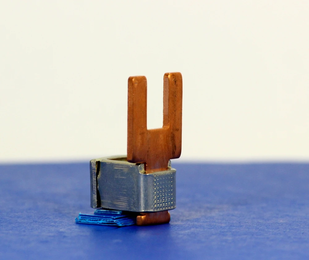 3190530 (2 Pole Copper Bridge, 50 mm² box term, (WG 2/0))
