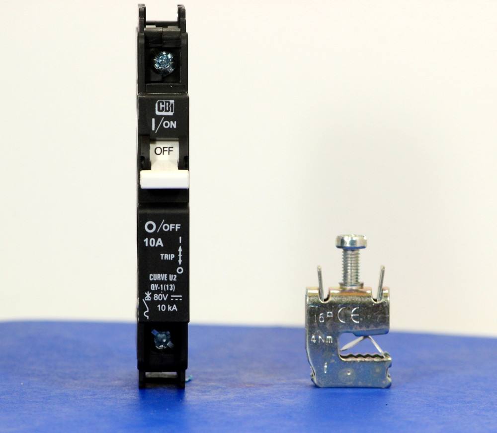 Qkit10A01 (Telecom Kit 3799253300 Breaker + Clamp)