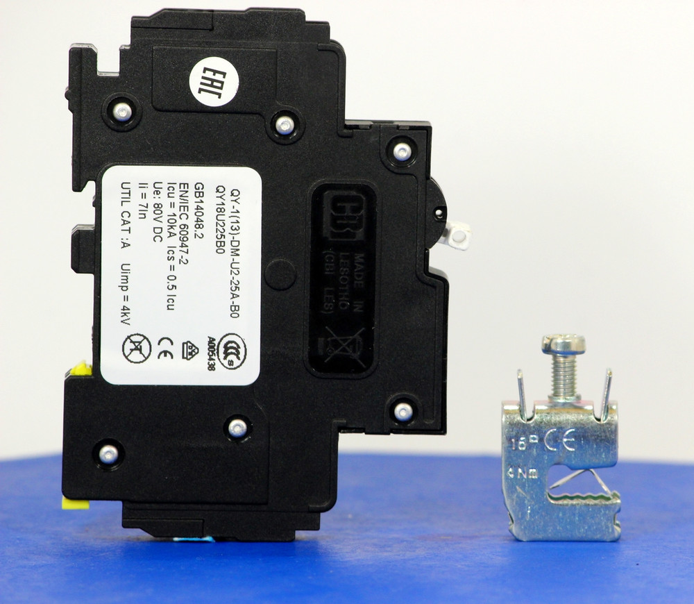 Qkit25A01 (Telecom Kit 3799259200 Breaker + Clamp)
