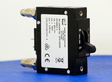 DDA130059 (1 Pole, 40A, 80VDC, Plug-In Terminals, Series Mid-Trip w/alarm, UL Listed (UL 489))