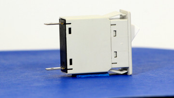 BSBM0006 (1 Pole, 7.5A, 240VAC, Quick Connect, Series Trip, UL Recognized (UL 1077))