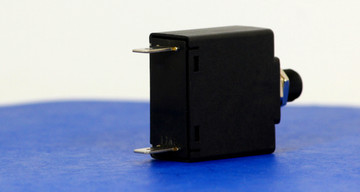 BFBQ0016 (1 Pole, 25A, 240VAC, Quick Connect, Series Trip, UL Recognized (UL 1077))
