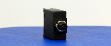 BFBQ0114 (1 Pole, 25A, 240VAC, Clamp Terminal, Series Trip, UL Recognized (UL 1077))