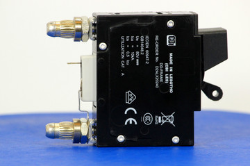 D2ALX20240 (1 Pole, 5A, 80VDC, Plug-In Terminals, Series Mid-Trip w/alarm, UL Listed (UL 489))