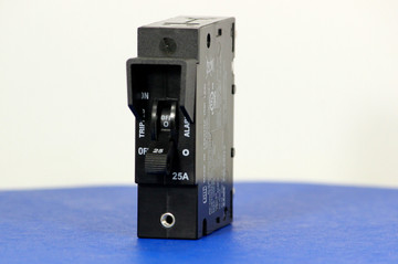 D2ALX20115 (1 Pole, 25A, 80VDC, Plug-In Terminals, Series Mid-Trip w/alarm, UL Listed (UL 489))