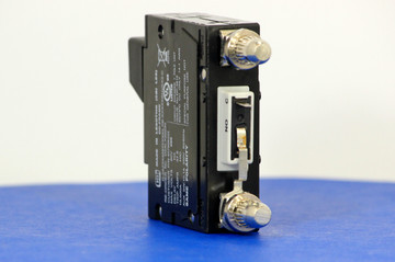 D2ALX20235 (1 Pole, 30A, 80VDC, Plug-In Terminals, Series Mid-Trip w/alarm, UL Listed (UL 489))