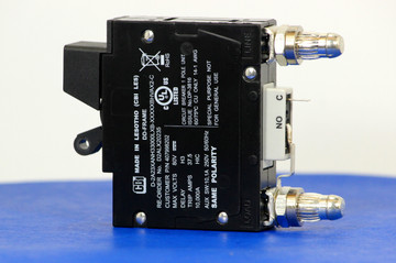 D2ALX20235 (1 Pole, 30A, 80VDC, Plug-In Terminals, Series Mid-Trip w/alarm, UL Listed (UL 489))