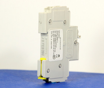 QZD18202 (1 Pole, 2A, 277VAC, UL Recognized (UL 1077))
