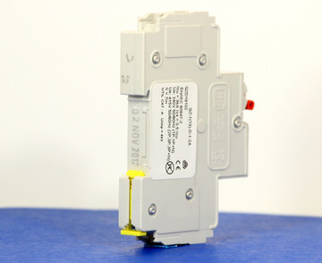QZD18102 (1 Pole, 2A, 277VAC, UL Recognized (UL 1077))