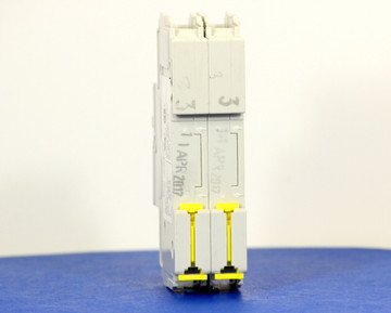 QZD28203 (2 Pole, 3A, 277/480VAC, UL Recognized (UL 1077))