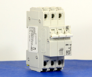 QZD38920 (3 Pole, 20A, 277/480VAC, UL Recognized (UL 1077))