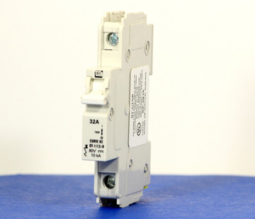 QYD18U232B0 (1 Pole, 32A, 80VDC, UL Listed (UL 489))