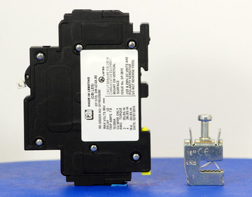 Qkit06A01 (3799254100 Telecom Kit    Breaker + Clamp)