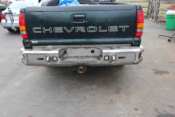 1999-2007 Chevrolet/GMC 2500/3500 Rear Storage Bumper