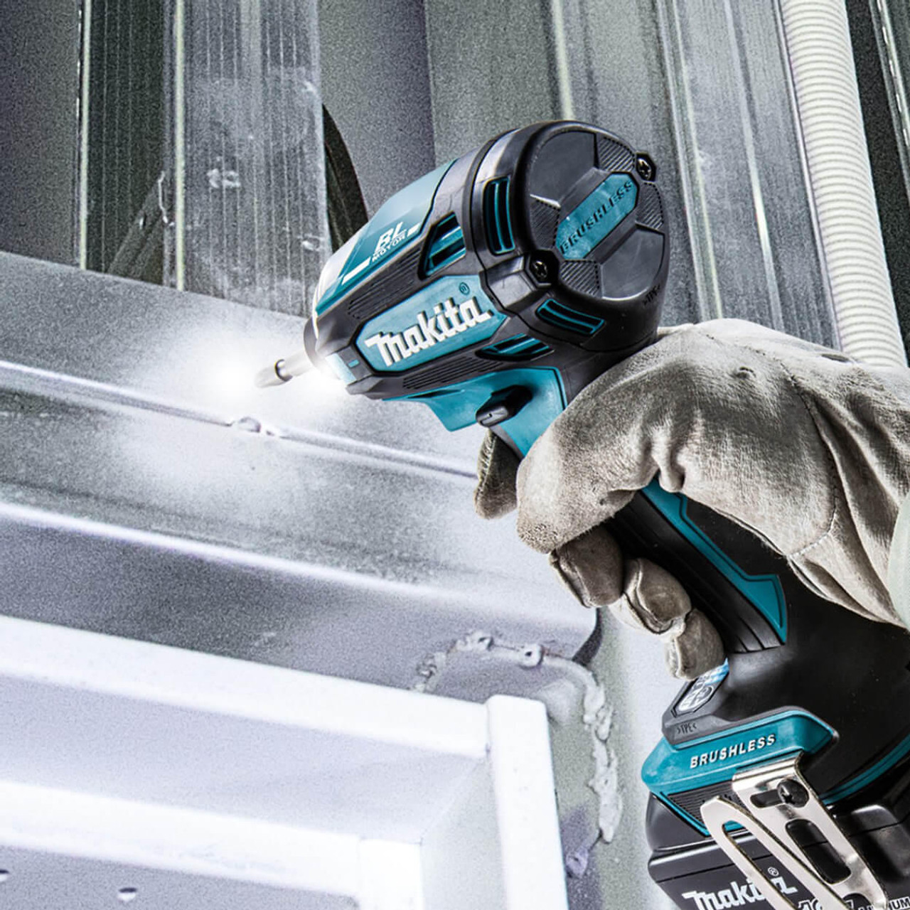  Makita 18V Brushless 4-Stage Impact Driver Kit DTD172RGX2 