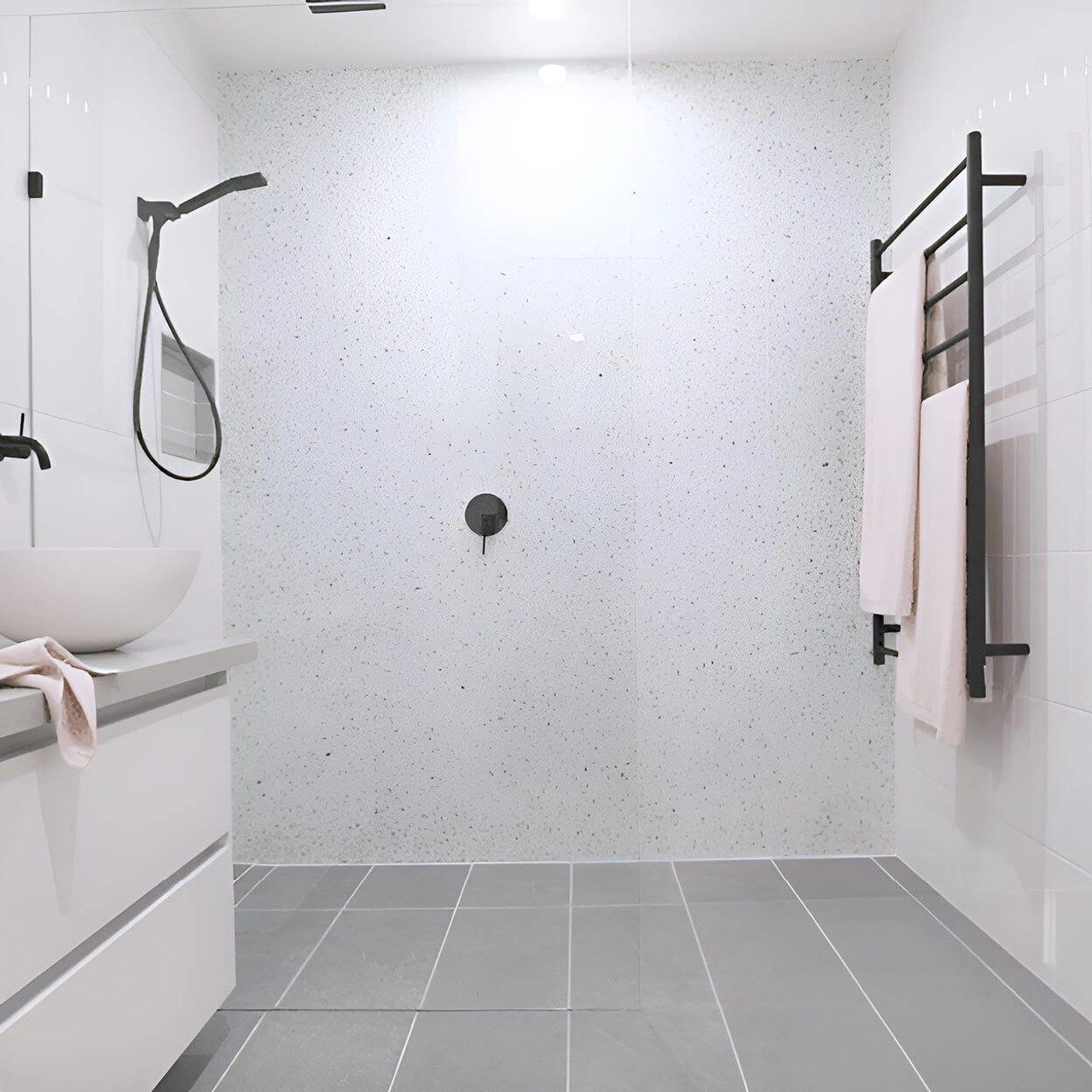 Thermorail 10 Bar Matt Black Straight Round Heated Towel Rail   Thermorail 10 Bar Matt Black Straight Round Heated Towel Rail