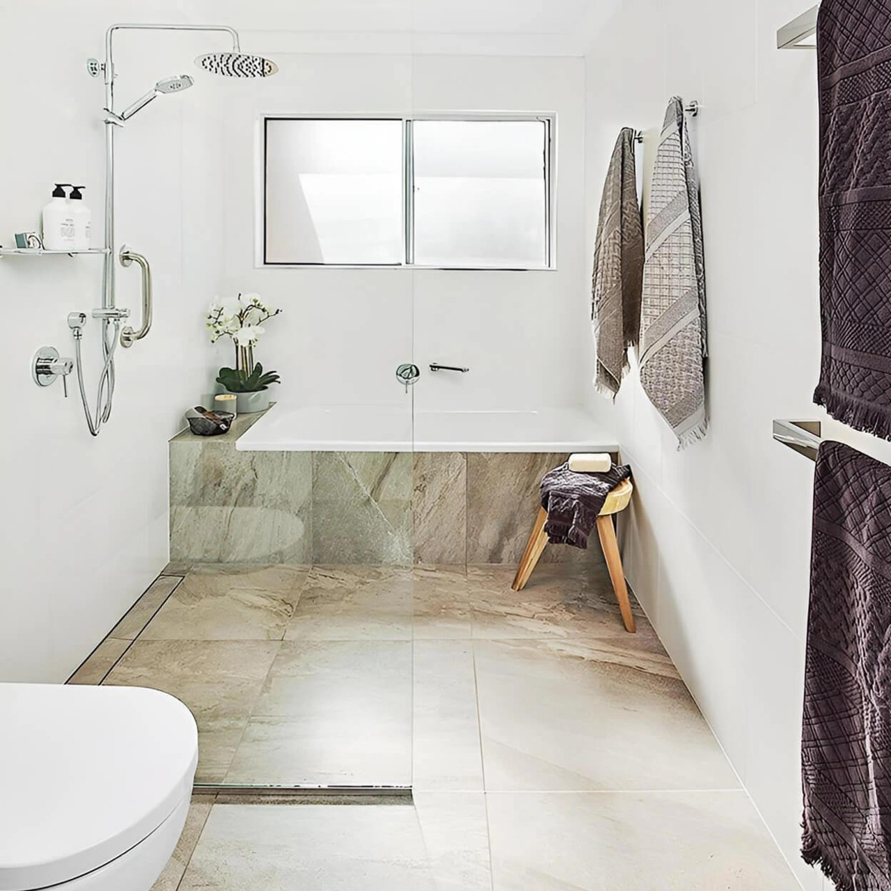 Thermorail 12V Square Single Bar Heated Towel Rail 