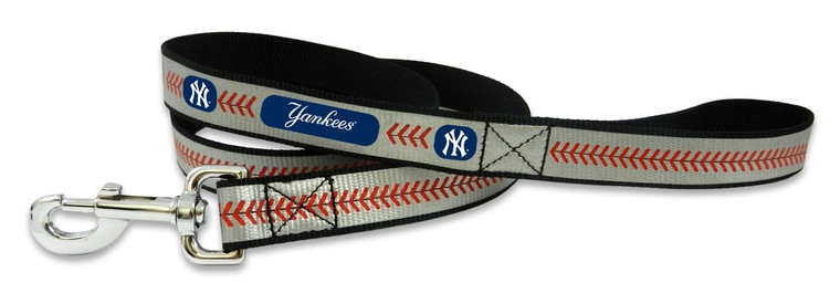 New York Yankees Pet Leash Reflective Baseball Size Large CO Z157-4421405850
