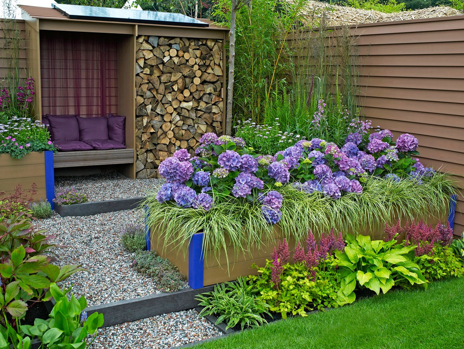 Gravel Garden Ideas with Pots