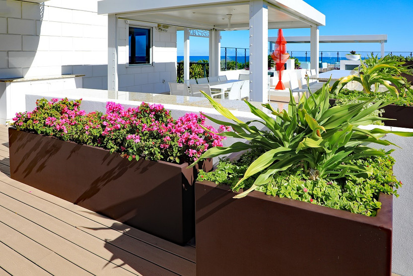 Outdoor Planter Ideas: How to Use Planters in Your Outdoor Spaces Outdoor Planter Ideas: How to Use Planters in Your Outdoor Spaces