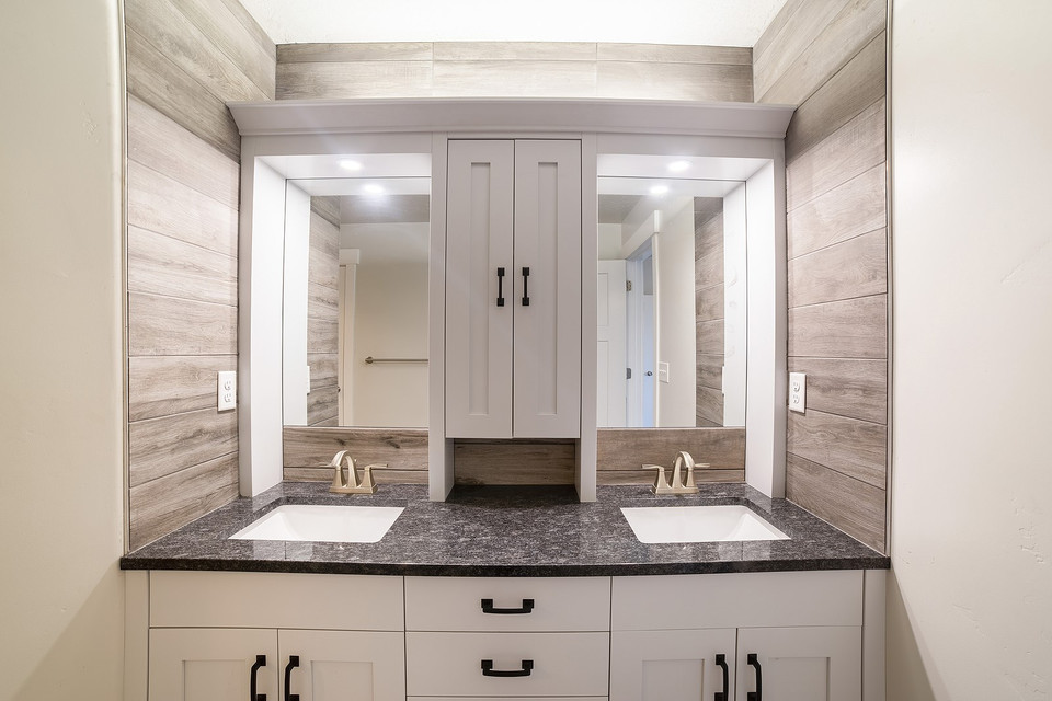 Adding Chevron Shelf Liner to Master Bathroom Vanity