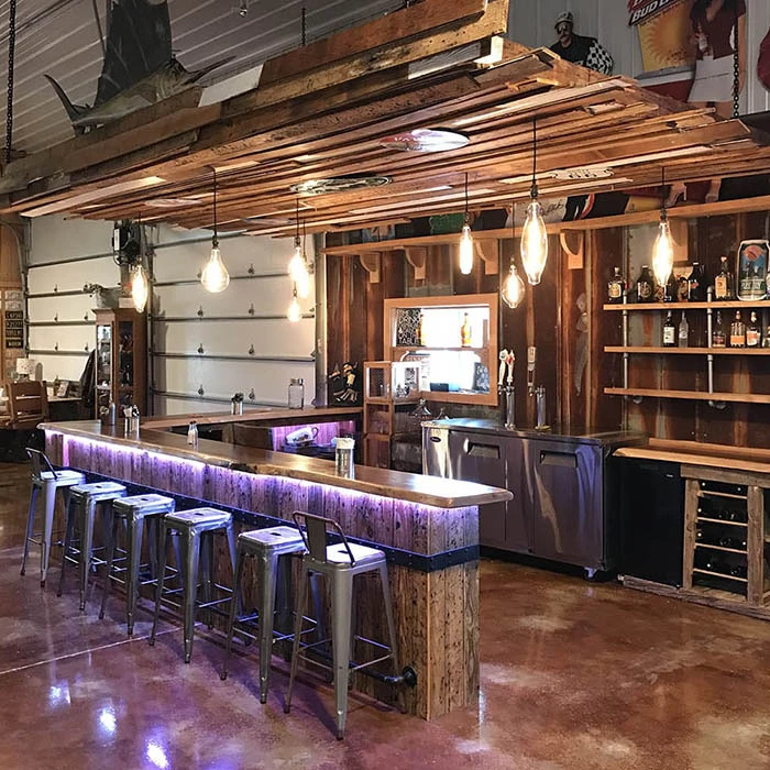 restaurant bar area
