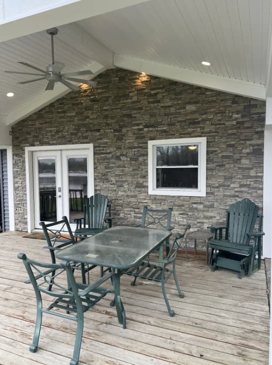Home exterior featuring Sedona Dry Stack Panels in Cambridge Gray.
