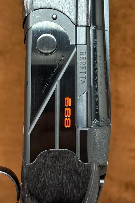 Beretta 688 Sporting Showroom Demo Discounted 12GA 32" Left Handed | 25070059 Beretta 688 Sporting Showroom Demo Discounted 12GA 32" Left Handed | 25070059