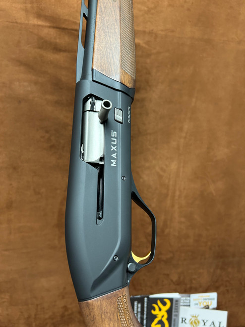 Browning Maxus Hunter II 12GA 28" | 25070019