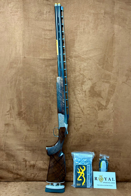 Browning 825 Golden Clays Trap Fully Adjustable Stock 12GA 32" | 26040103