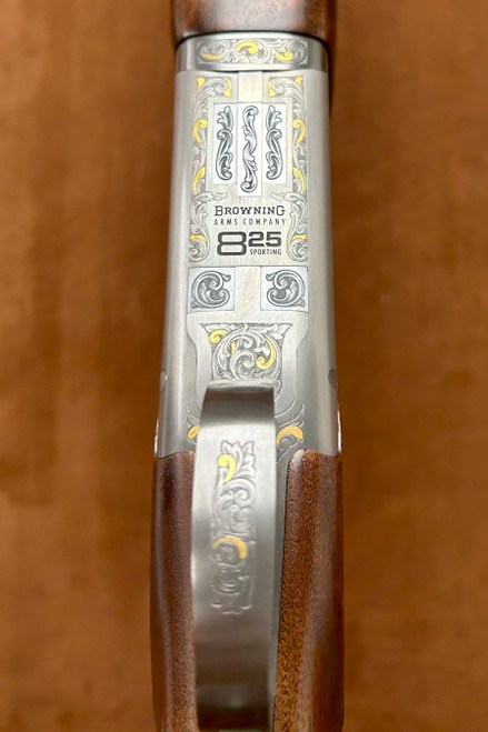 Browning 825 Golden Clays Adjustable Comb 12GA 32" | 26060082