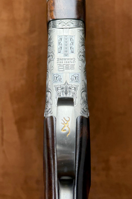 Browning Citori 825 Sporting Adjustable 12GA 32" | 26070022