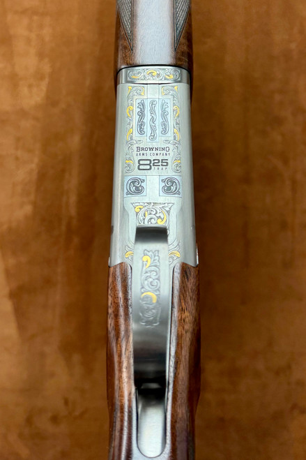 Browning 825 Golden Clays Trap Fully Adjustable Stock 12GA 32" | 26070021