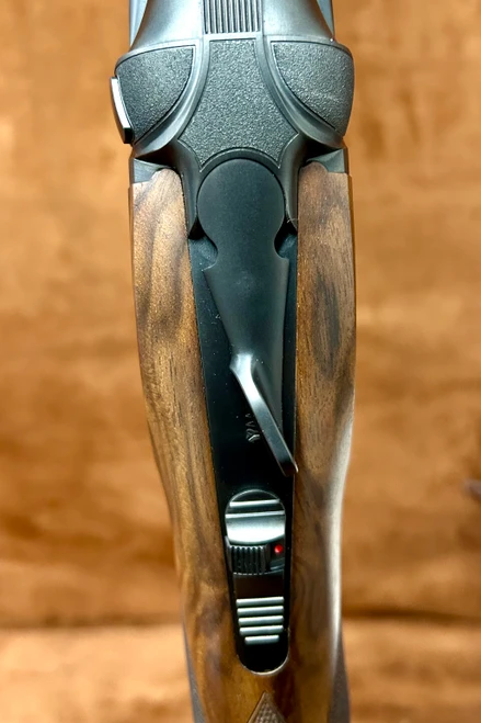 Beretta DT-11 DLC B-Fast Sporting Discounted Showroom Demo 12GA 32" | 26090094