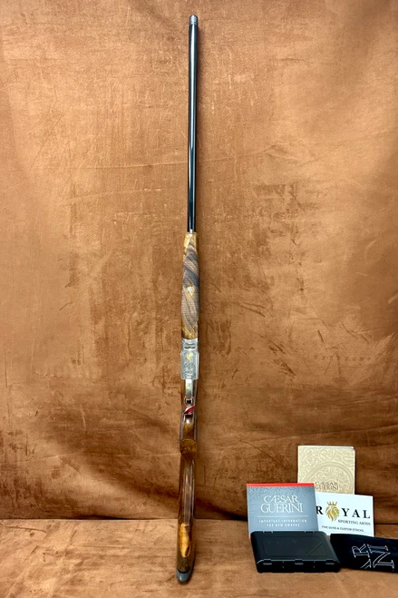 Caesar Guerini Invictus 7 Sporting Gold Adjustable 12GA 32" | 26090101