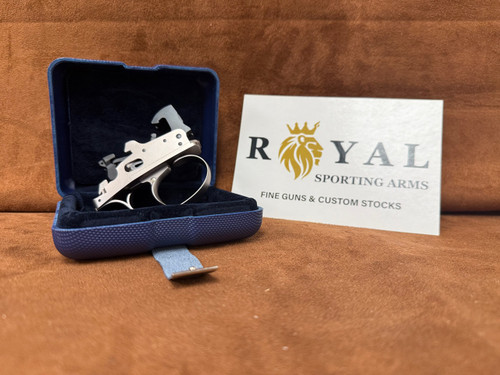 Beretta DT11 Detachable Trigger with Factory Presentation Case