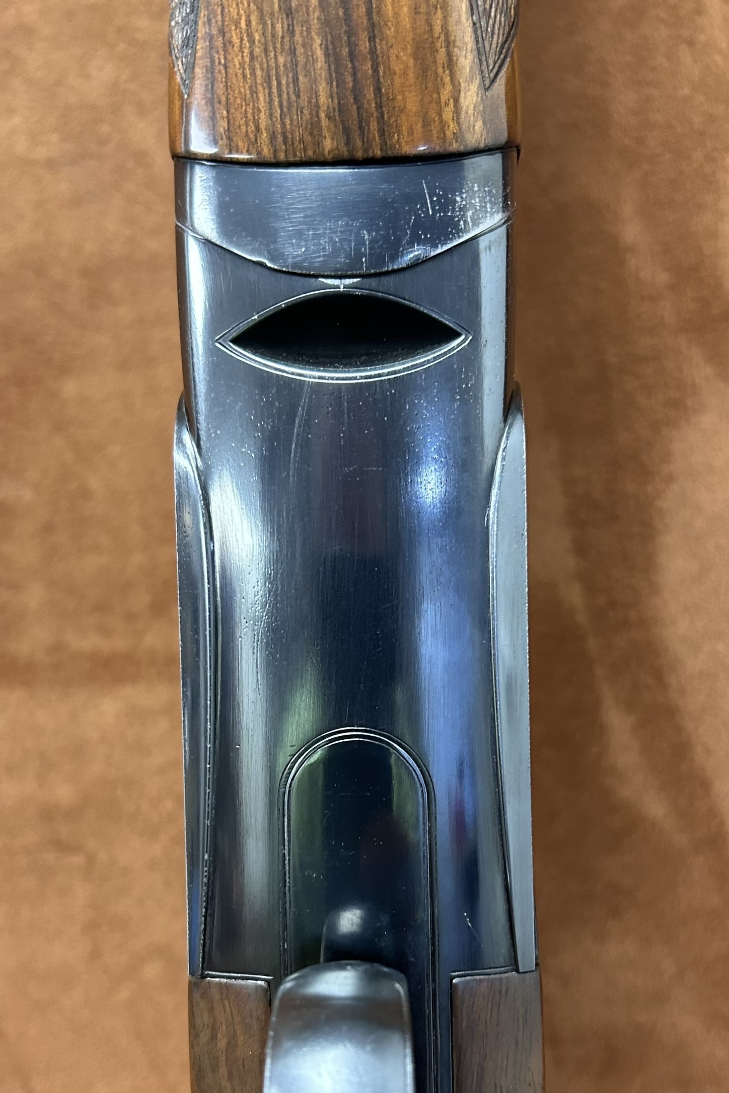 メッシ YA1264148 グッチ G-タイムレス