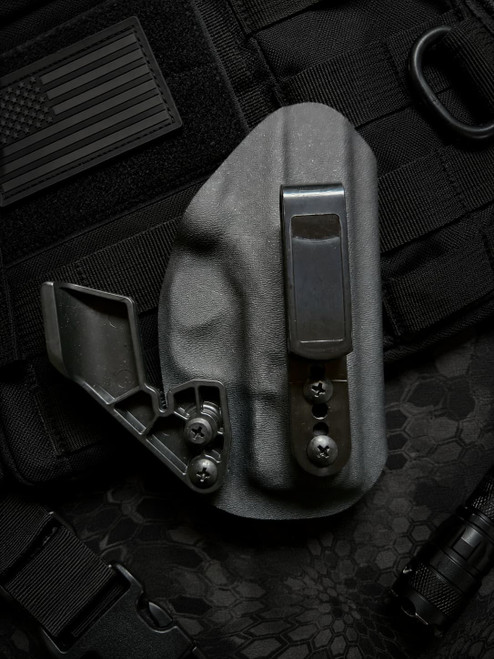 DEEP CONCEALMENT. ALL-DAY COMFORT.
Springfield Hellcat Tuckable IWB Holster
