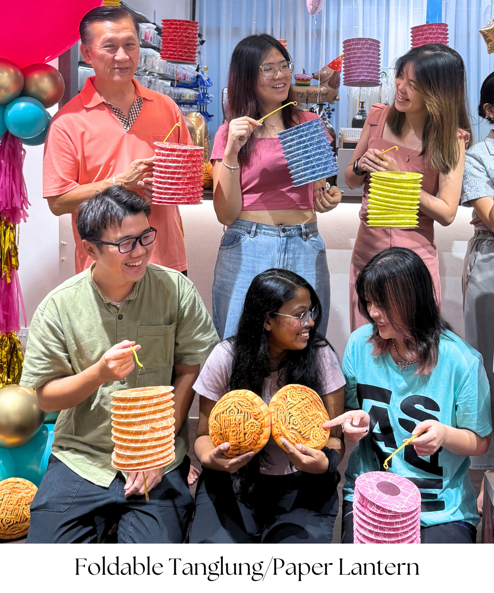 This Mid Autumn Festival, make it a memory that counts. To the Adults and Children: take a slow stroll with the lantern, and come back with plenty of joy. Don't take our word for it, do it and let us know!   Foldable Tanglung/Paper Lantern - Pattern Rainbow Colors comes in a pack of 6pcs (Assorted Colors: Purple, Green, Red, Yellow, Pink and Blue), 6pcs lantern stick and 6pcs Paper Lantern LED Light - Warm White are provided. 