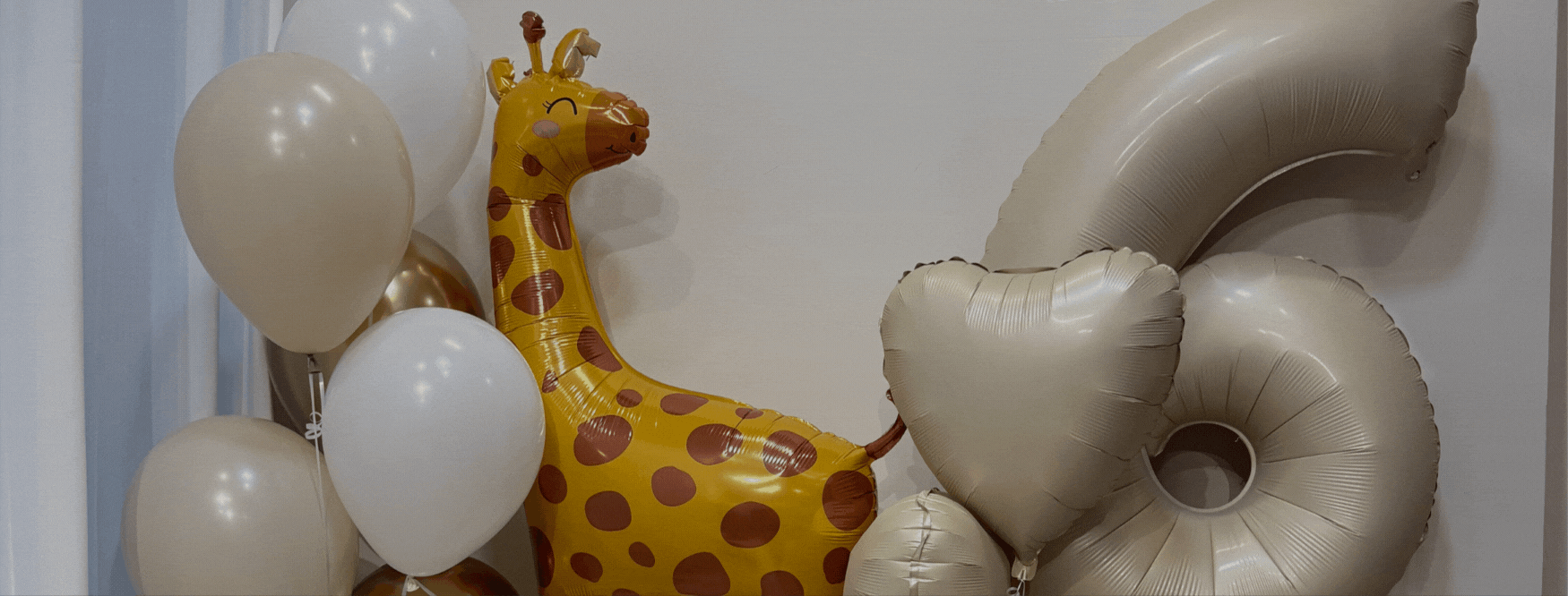 Jungle Safari Themed Balloons Cenetrpiece Stands Foil Balloons Helium Balloons Bouquet