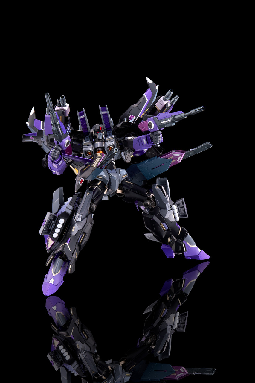 Kuro Kara Kuro Skywarp (D4 Exclusive Version)