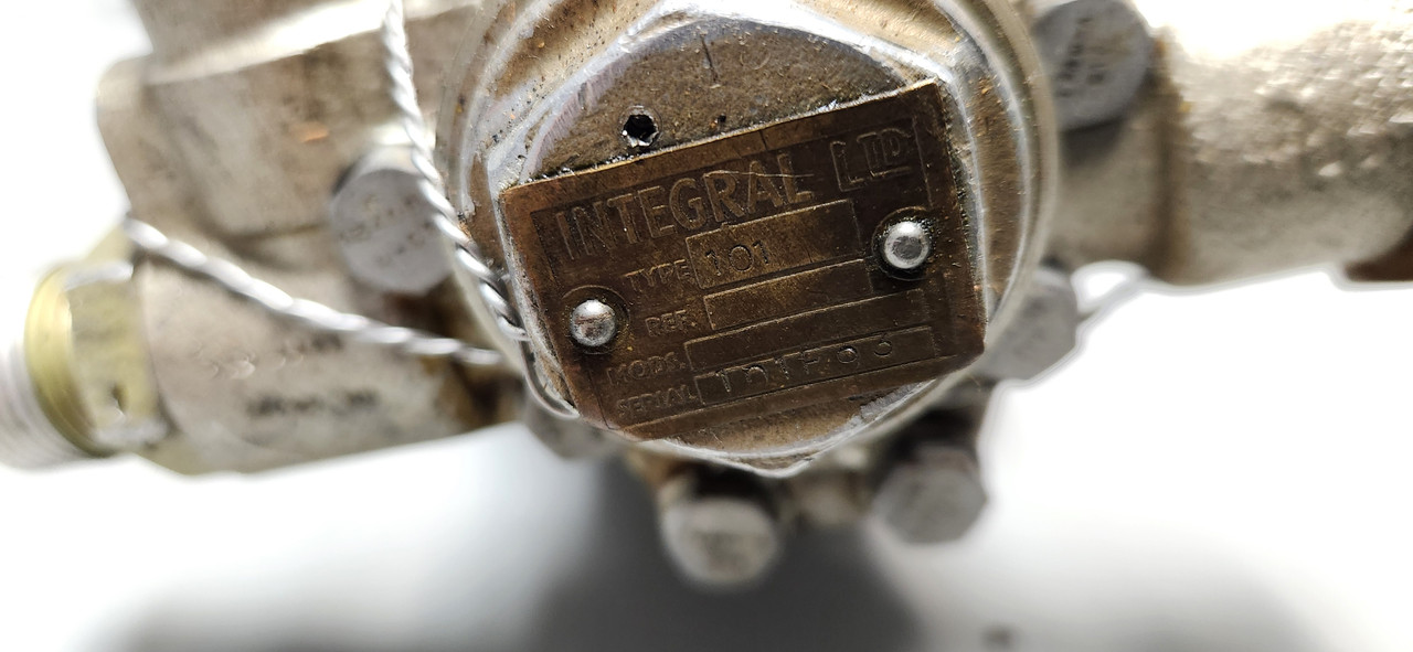 Pump with motor, Type 101 and C2801