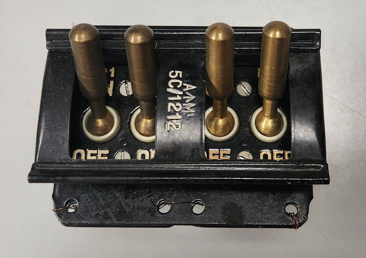 5C/1212 Magneto switch set - new