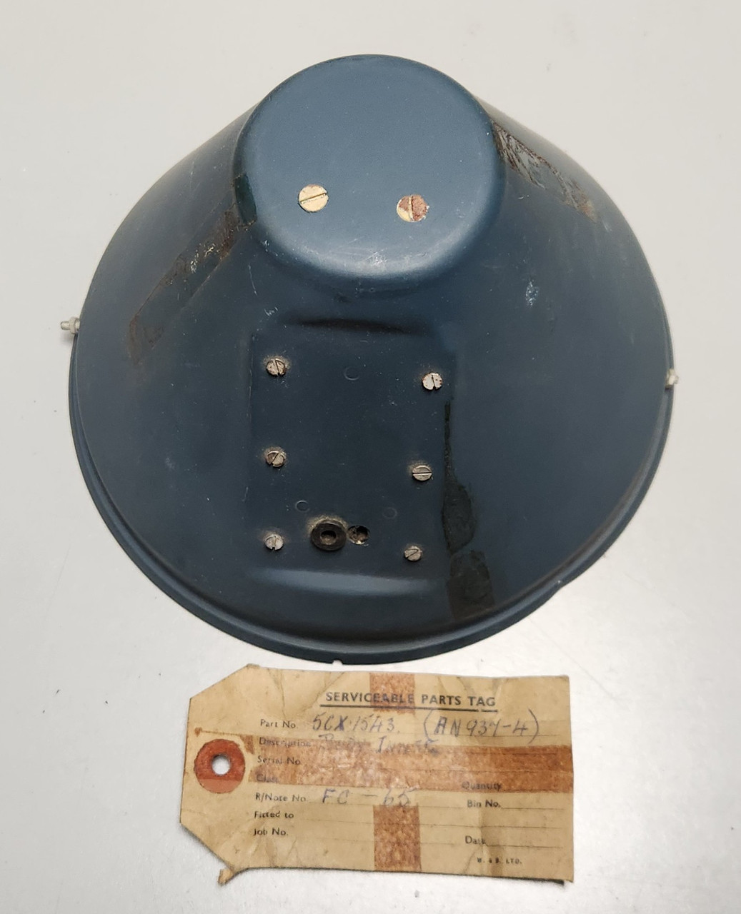 5CX/1543 - Landing light inner body