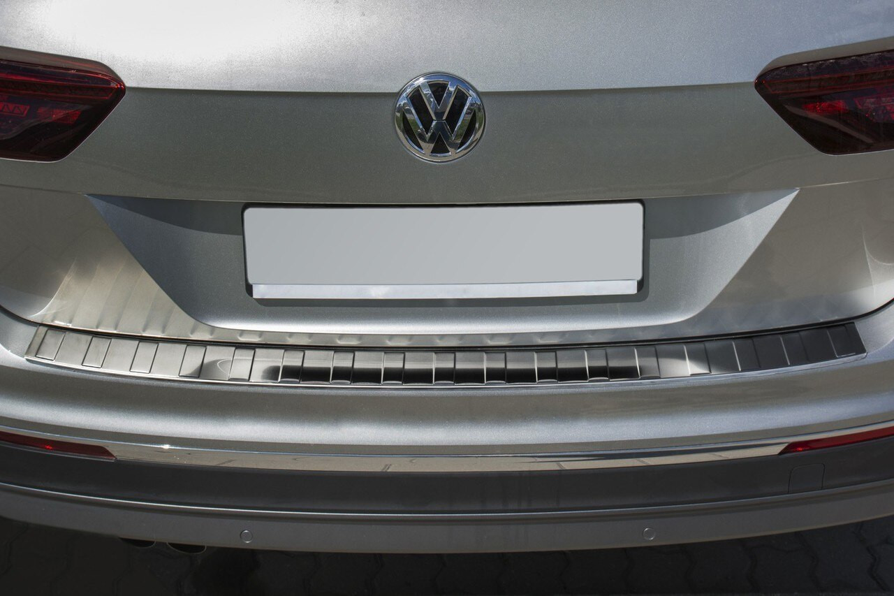 Rear Bumper for VW Tiguan 2016-2023 Plastic Black Rear Bumper Sill Cover main image 0
