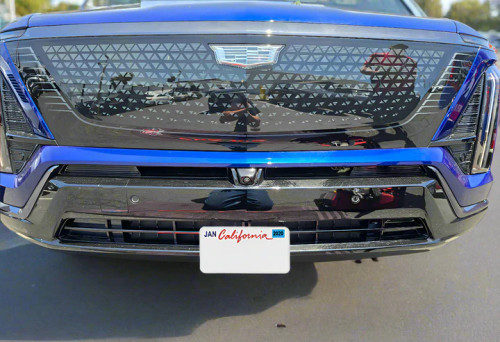 2026 Cadillac VISTIQ Except Platinum Removable License Plate Bracket