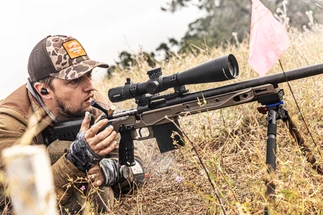 Mastering the Mountain: A Guide to NRL Hunter Classes & Rifles